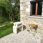 Nouzet Et Lits * Eyzerac