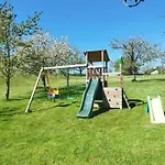 Nouzet Et Lits Holiday home *