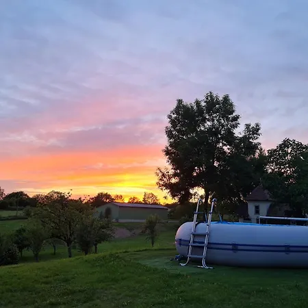 Nouzet Et Lits Vakantiehuis Eyzerac