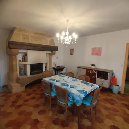 Nouzet Et Lits * Eyzerac