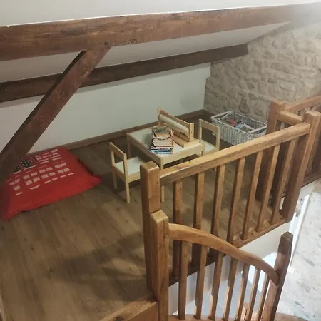 Nouzet Et Lits