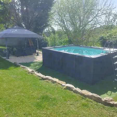 Nouzet Et Lits Tatil Evi Eyzerac