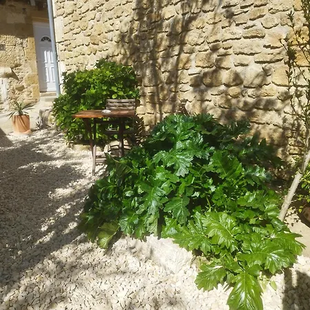 Nouzet Et Lits * Eyzerac