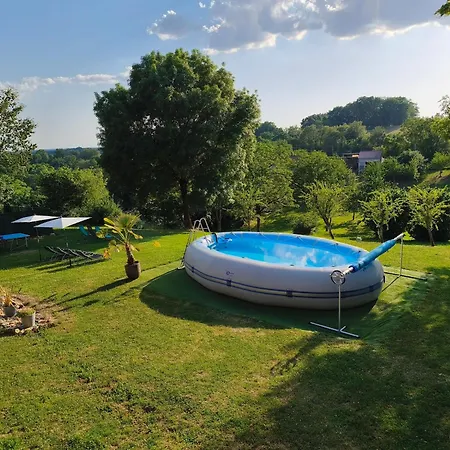 Nouzet Et Lits * Eyzerac