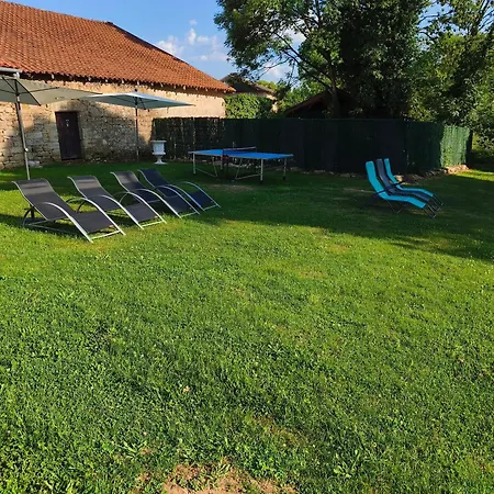 Nouzet Et Lits *