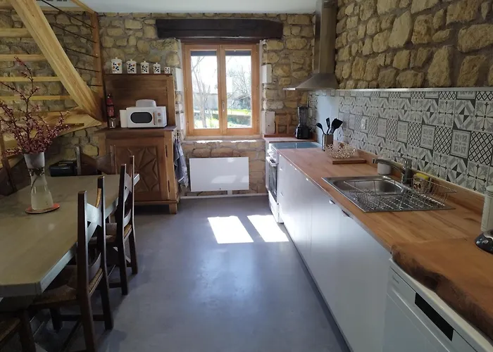 Nouzet Et Lits