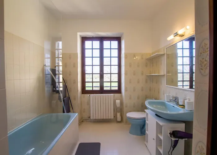 Nouzet Et Lits 度假居 *