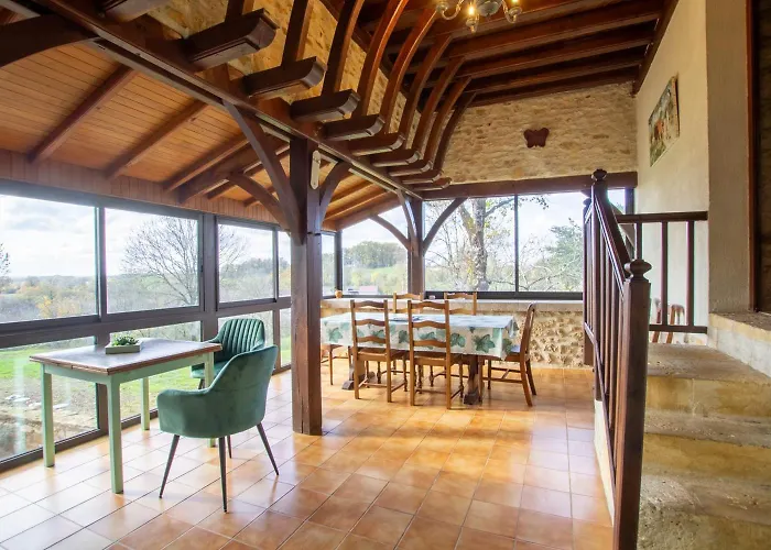 度假居 Nouzet Et Lits Eyzerac