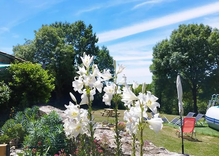 Nouzet Et Lits 度假居