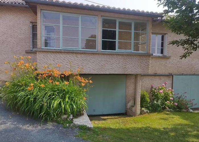 Nouzet Et Lits * Eyzerac