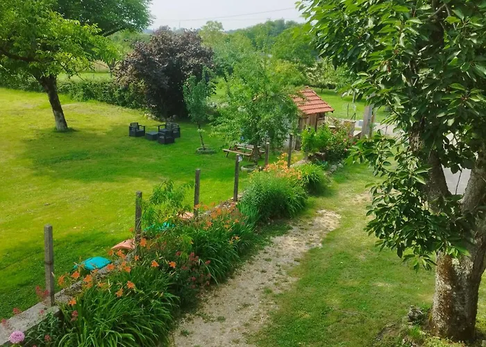 Nouzet Et Lits 度假居