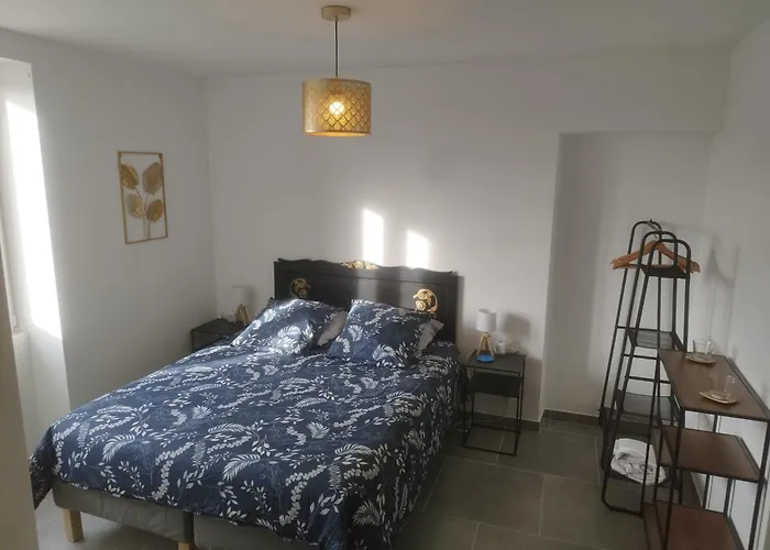 Nouzet Et Lits * Eyzerac