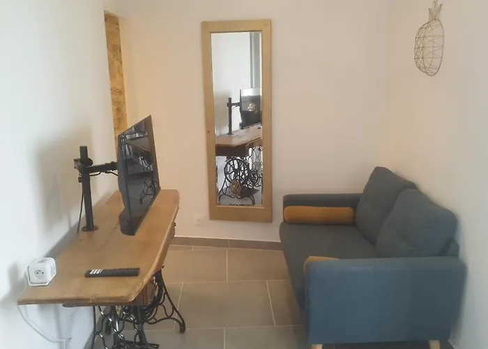 Nouzet Et Lits 度假居