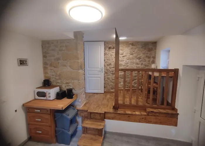 Nouzet Et Lits